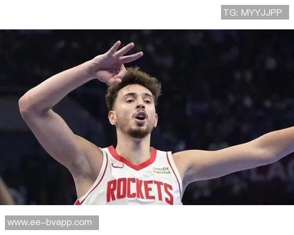 申京对女裁判的无理指责引发真粉丝不满假摔与抱怨行为令人厌烦 申京对女裁判的无理指责引发真粉丝不满假摔与抱怨行为令人厌烦